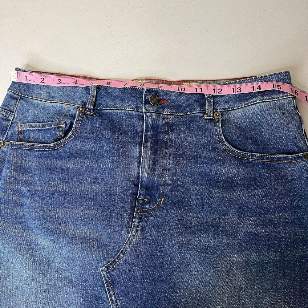 3/$25 Frye‎ And Co Denim Skirt Womens Size 10/30 Blue Raw Hem Stretch - Picture 3 of 6